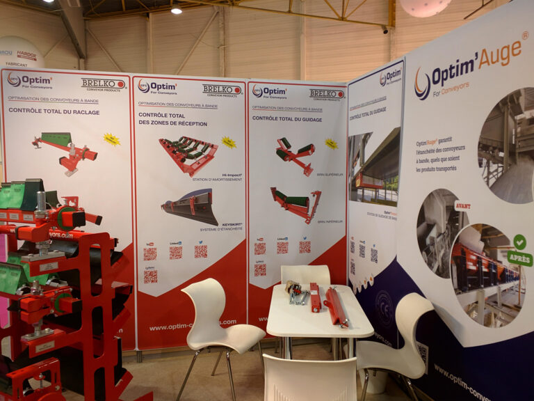 Bâches pour le stand SIM en France 2017