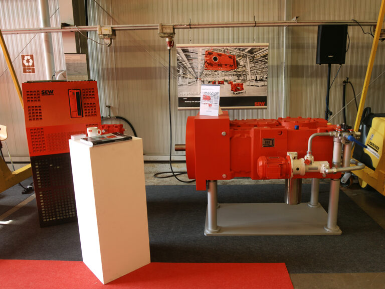Stand portes ouvertes SEW-EURODRIVE à Marche-en-Famenne